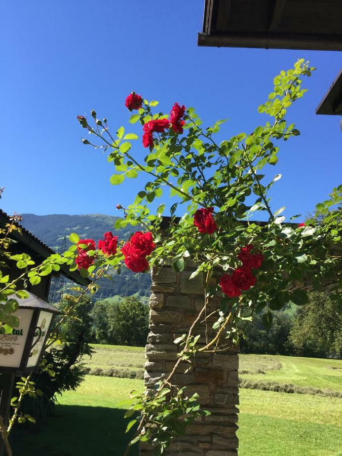 Gasthof Waldrast Zell am Ziller Luaran gambar